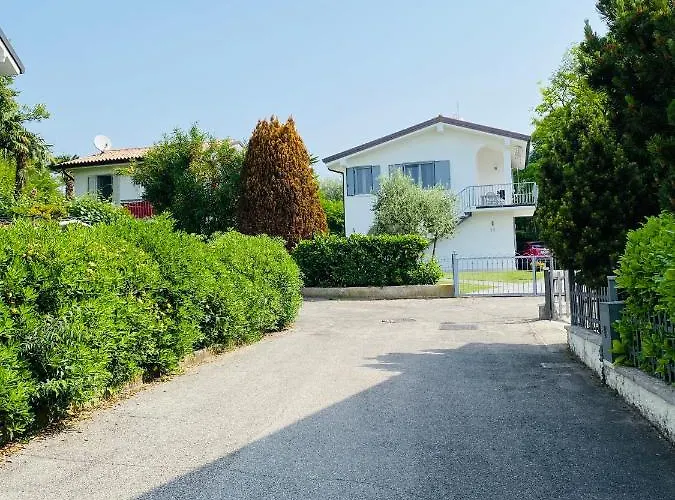 C'era Volta Villaggio Ideal * باردولينو